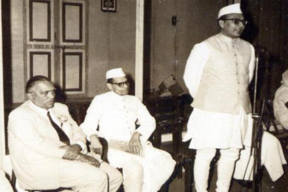 Hitendra Desai - 1958 - Visit Vidyamandir Trust, Palanpur